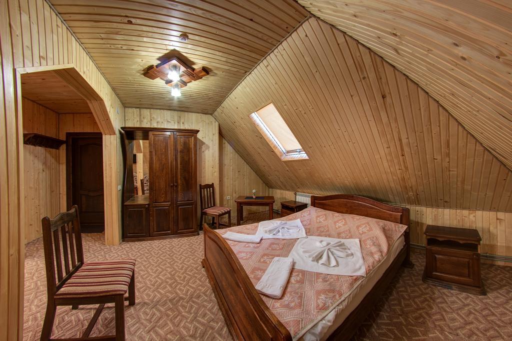 Villa Vlad & Spa Bukovel Rum bild